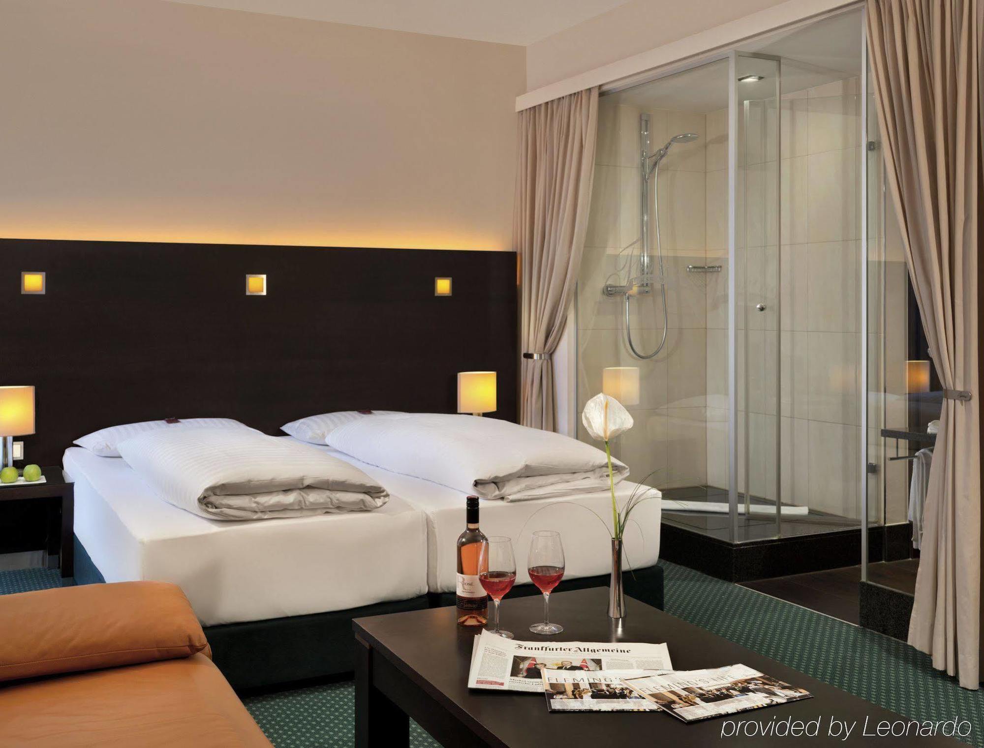 Flemings Hotel Frankfurt Hamburger Allee Франкфурт на Майн Екстериор снимка