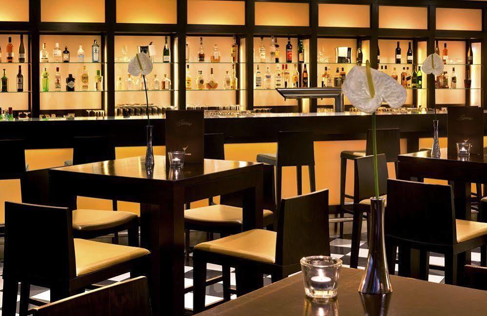 Flemings Hotel Frankfurt Hamburger Allee Франкфурт на Майн Екстериор снимка
