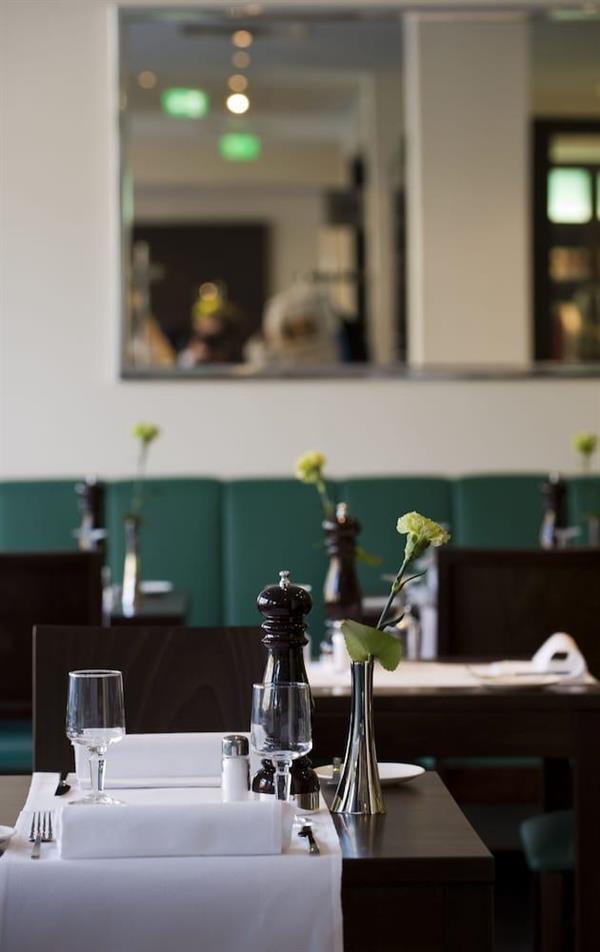 Flemings Hotel Frankfurt Hamburger Allee Франкфурт на Майн Екстериор снимка