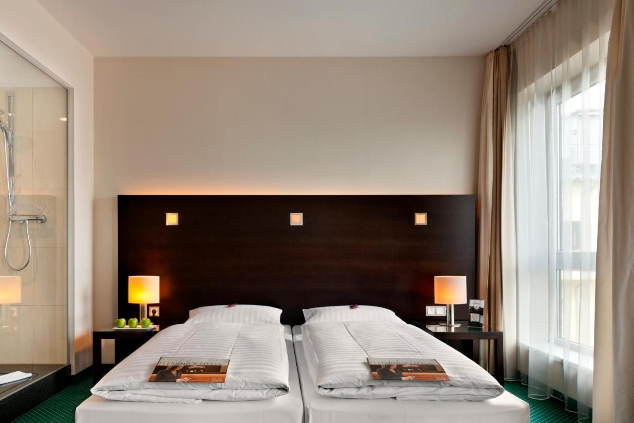 Flemings Hotel Frankfurt Hamburger Allee Франкфурт на Майн Екстериор снимка