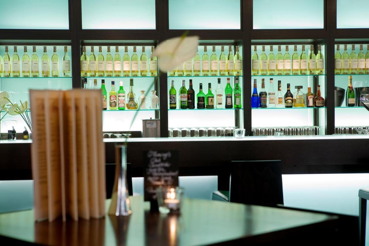 Flemings Hotel Frankfurt Hamburger Allee Франкфурт на Майн Екстериор снимка